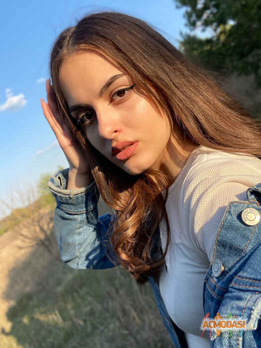 Алёна Васильевна Чуенко фото №1533190. Завантажено 27 Травня 2020