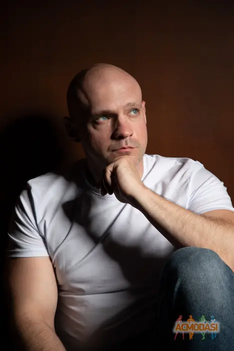 Володимир  Шатарський фото №1746524. Завантажено 25 Серпня 2025