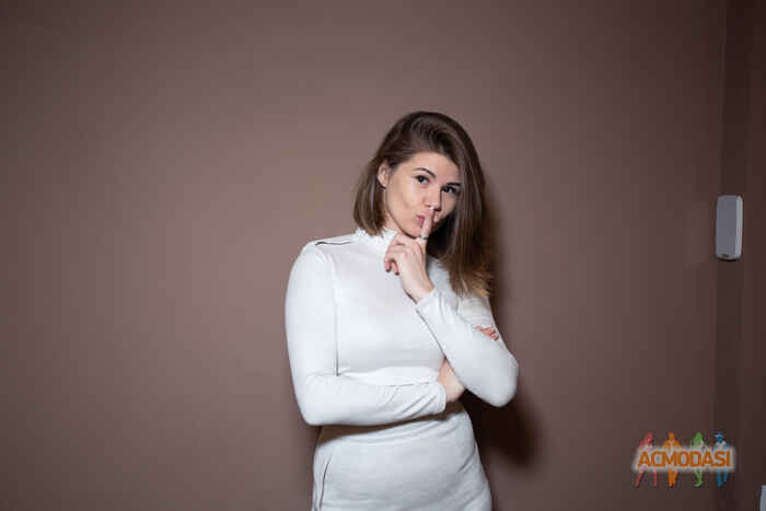 Laura   фото №1577795. Завантажено 26 Жовтня 2020