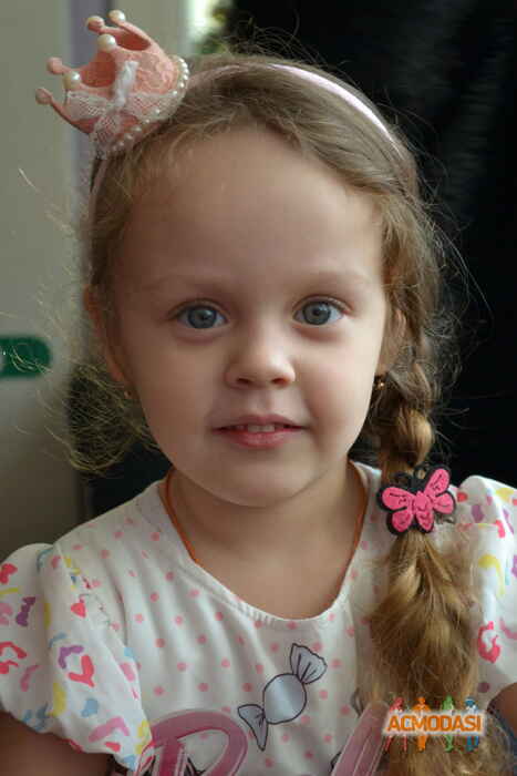 Алиса Сергеевна Калуцкая фото №1137735. Завантажено 16 Листопада 2017