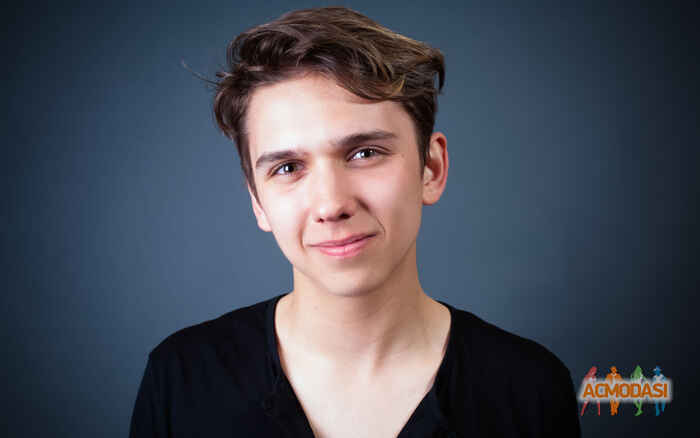 Ярослав Андрійович Вертюх фото №1109700. Завантажено 27 Вересня 2017