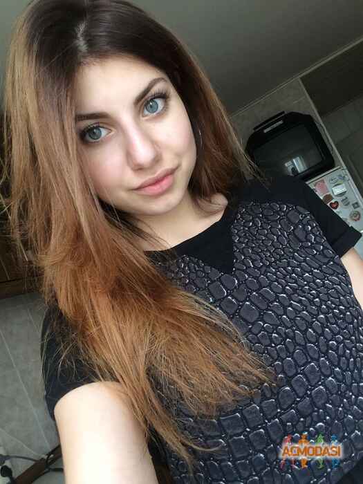 Луіза Ростиславівна Лапенко фото №1201560. Завантажено 06 Березня 2018