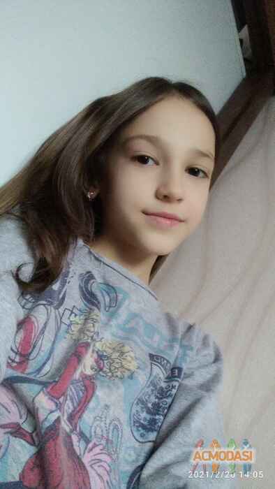 Уляна   фото №1612062. Завантажено 03 Березня 2021