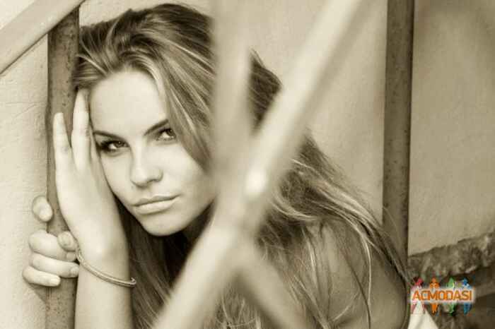 Юлия  Владимировна фото №98717. Завантажено 03 Листопада 2011