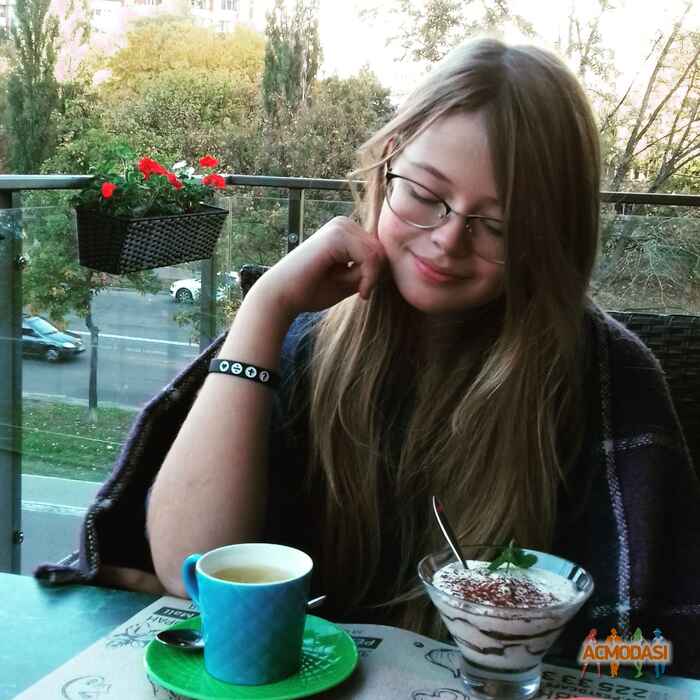 Соня Русланівна Савкова фото №1387025. Завантажено 07 Квітня 2019