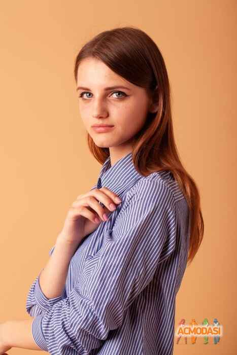 Есения Дмитриевна Смирнова фото №1248265. Завантажено 22 Червня 2018