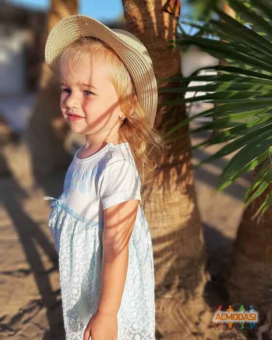 Олександрина Романівна Коваленко фото №1477102. Завантажено 18 Листопада 2019