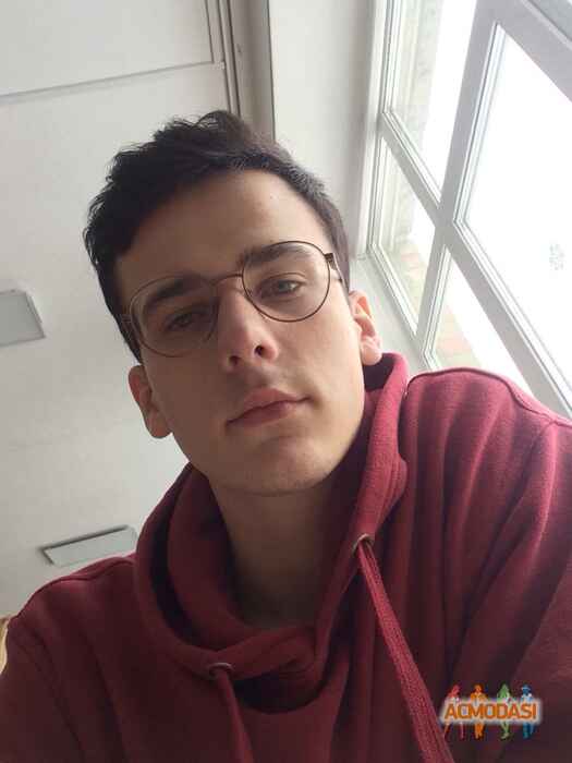 Саша Сергеевич Верстуков фото №1193150. Завантажено 23 Лютого 2018