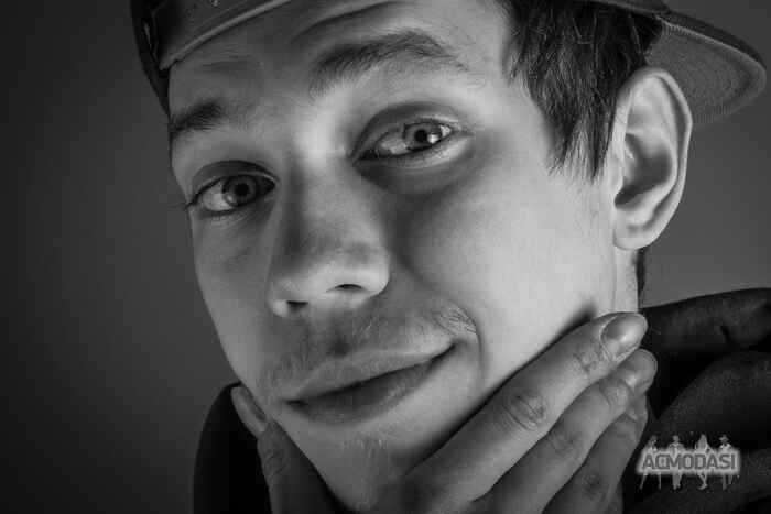 Кирилл   фото №1137279. Завантажено 15 Листопада 2017