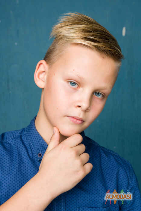 Ярослав Сергійович Надебський фото №1140815. Завантажено 21 Листопада 2017