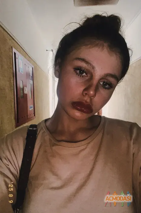 Софія  Мартинова фото №1746312. Завантажено 19 Серпня 2025