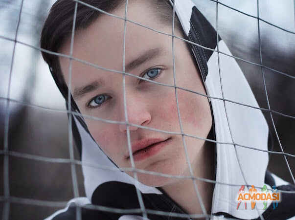 Илья Игоревич Чернявский фото №1220542. Завантажено 16 Квітня 2018