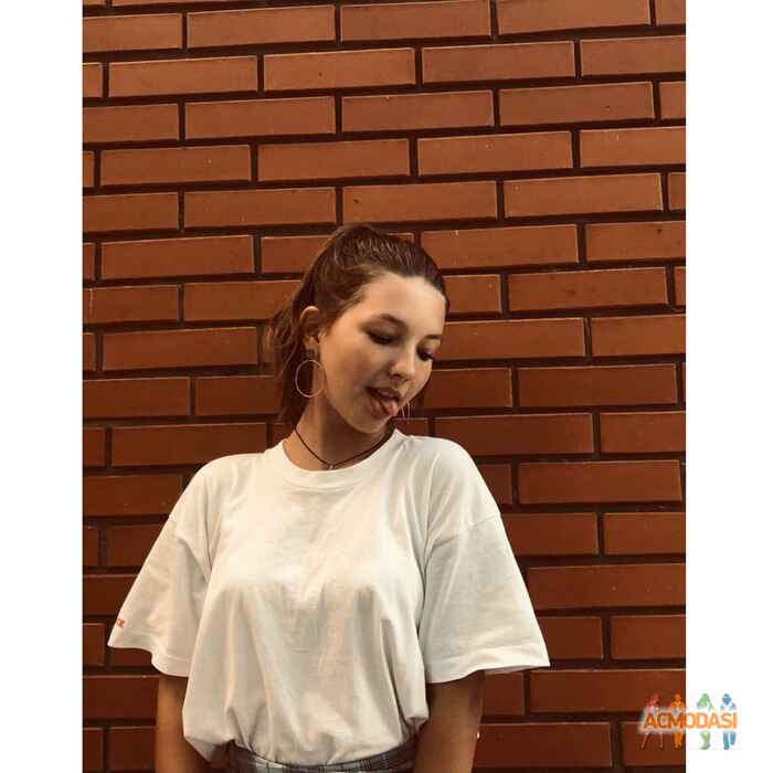 Uliana  Verba фото №1454908. Завантажено 30 Вересня 2019