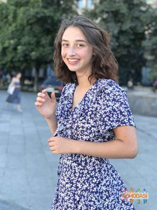 Оля Костянтинівна Кондрашина фото №1457153. Завантажено 06 Жовтня 2019