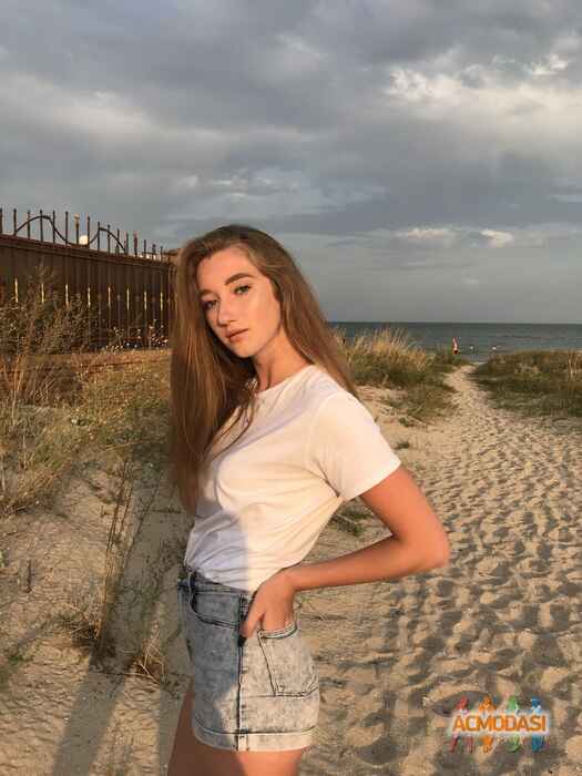Алина Юрьевна Кравченко фото №1469024. Завантажено 01 Листопада 2019