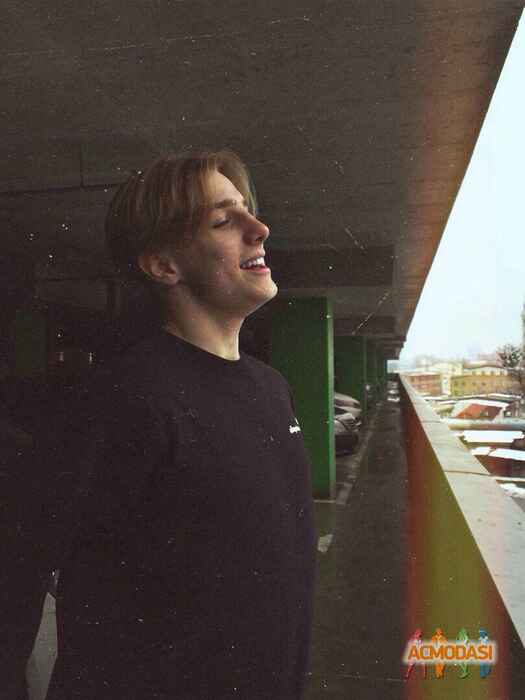 Руслан  Івченко фото №1027334. Завантажено 02 Березня 2017