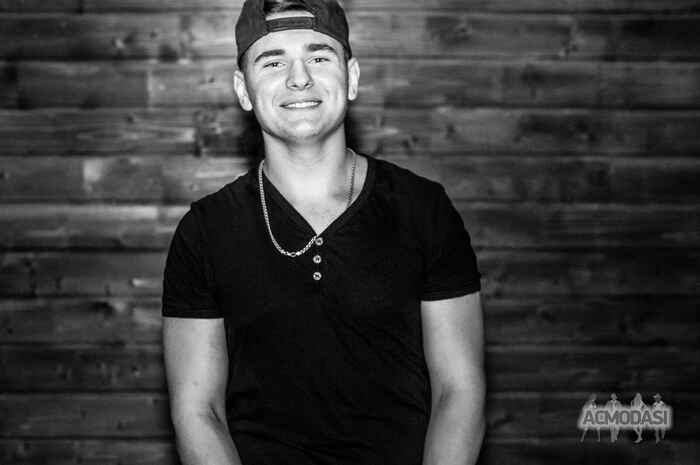 Vadim Genadievich Sova фото №1439724. Завантажено 23 Серпня 2019