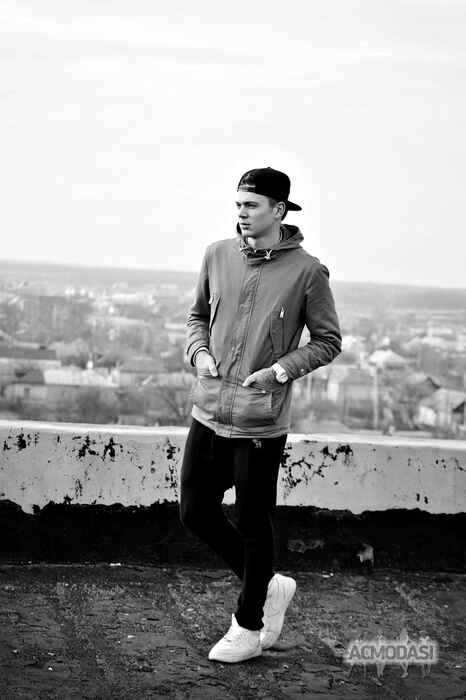 Сергій Віталійович Любавін фото №792712. Завантажено 30 Березня 2015