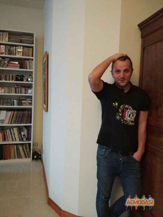 Игорь   фото №990272. Завантажено 27 Листопада 2016