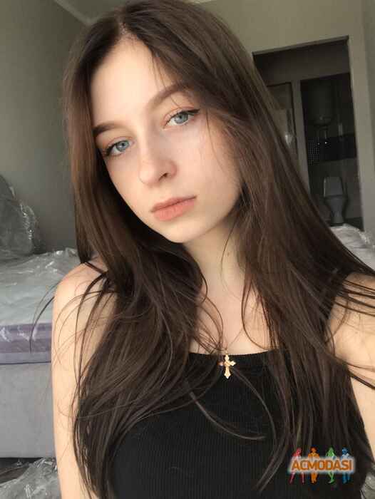 Аліна Юріївна Полякова фото №1436672. Завантажено 16 Серпня 2019