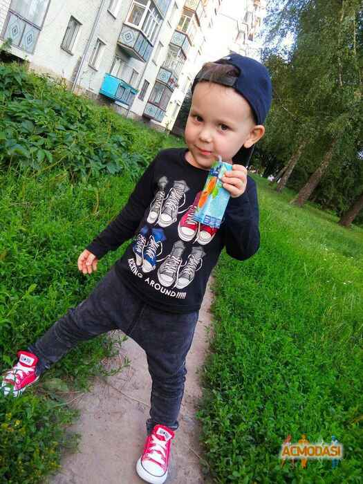 Тимур Владимирович Сичкарук фото №1085501. Завантажено 31 Липня 2017