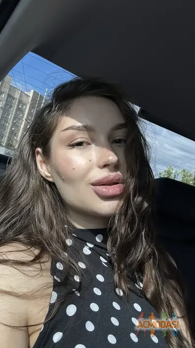 Poly  She фото №1748066. Завантажено 01 Жовтня 2025