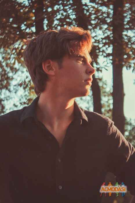 Артур Сергійович Лісний фото №1181092. Завантажено 07 Лютого 2018