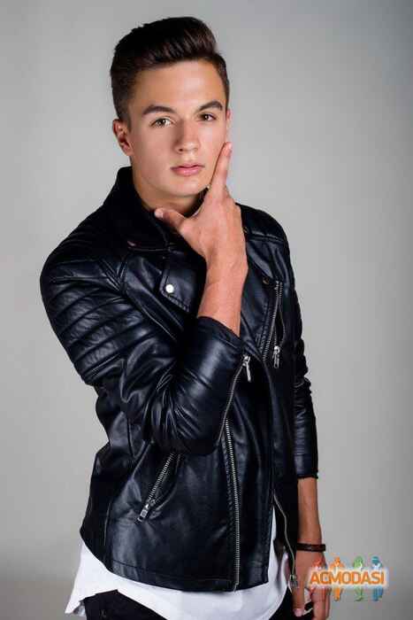 Олег  Курилас фото №1017330. Завантажено 07 Лютого 2017