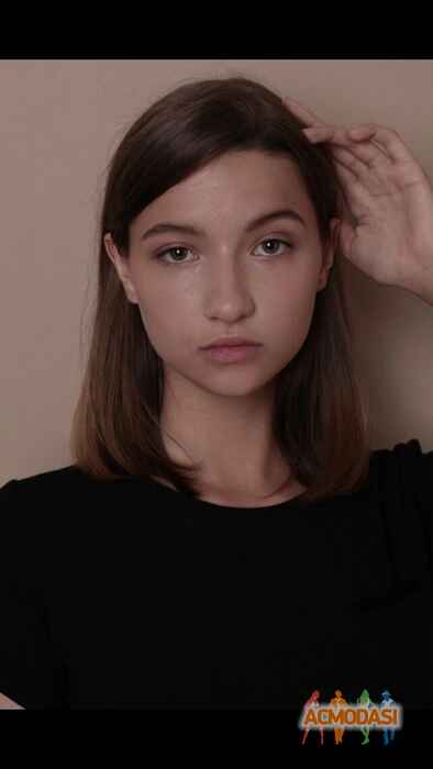 Венера Василівна Дуб фото №1472027. Завантажено 07 Листопада 2019