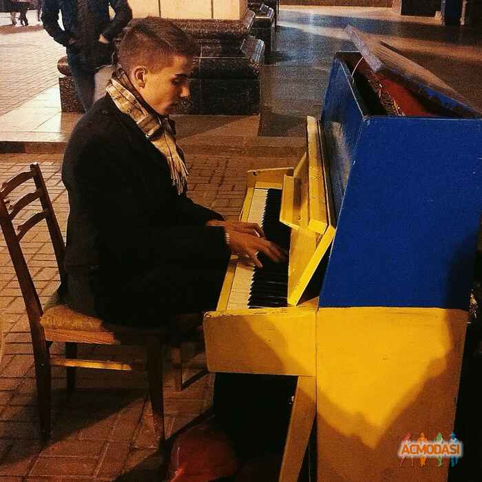 Максим Дмитриевич Милевский фото №770670. Завантажено 19 Листопада 2014
