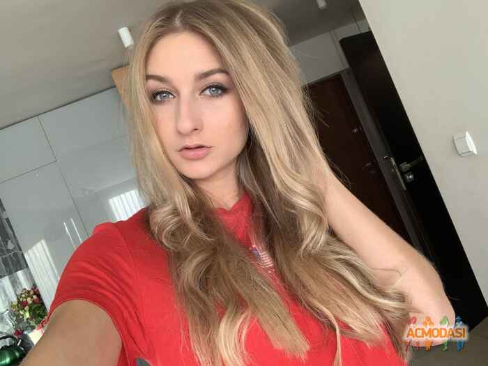 Катерина Ігорівна Пономарьова фото №1325456. Завантажено 20 Листопада 2018