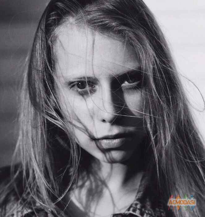 Элина  Олейник фото №1643723. Завантажено 27 Липня 2021