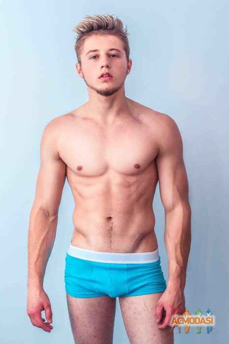 Bogdan  Myroslavovych фото №952711. Завантажено 03 Вересня 2016