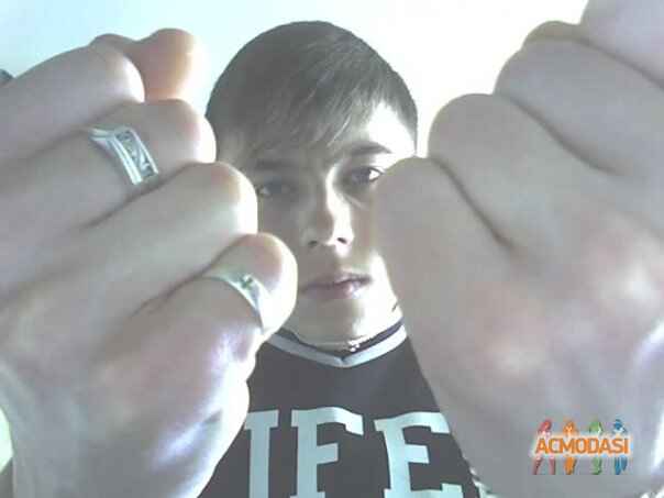 Ткаченко   фото №9493. Завантажено 06 Січня 2009