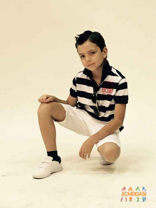 Омар Осамович Ісмаїл фото №995796. Завантажено 09 Грудня 2016