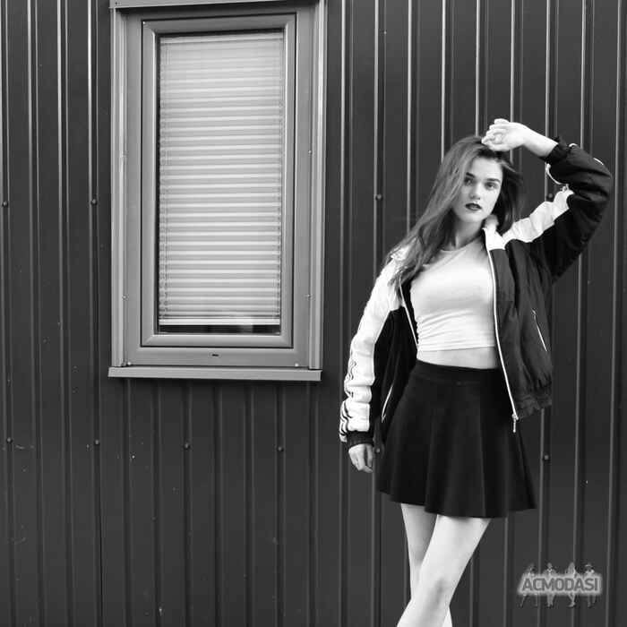 Альона Федірівна Свиридова фото №1074464. Завантажено 03 Липня 2017