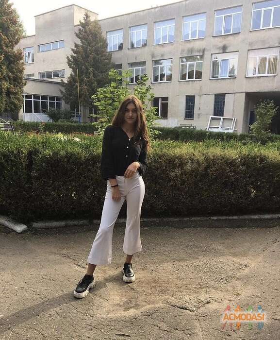 Karina  Karina фото №1667980. Завантажено 22 Листопада 2021