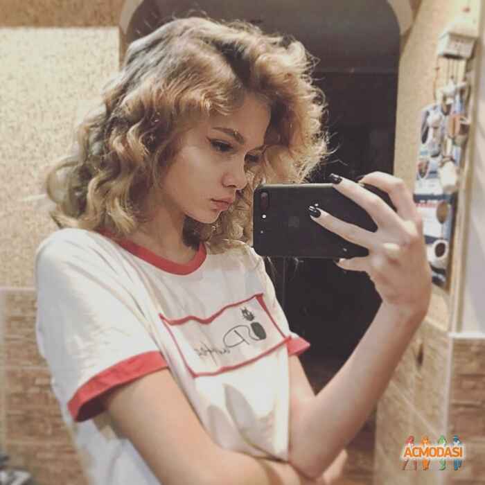Олена Костянтинівна Яснікова фото №1323258. Завантажено 16 Листопада 2018