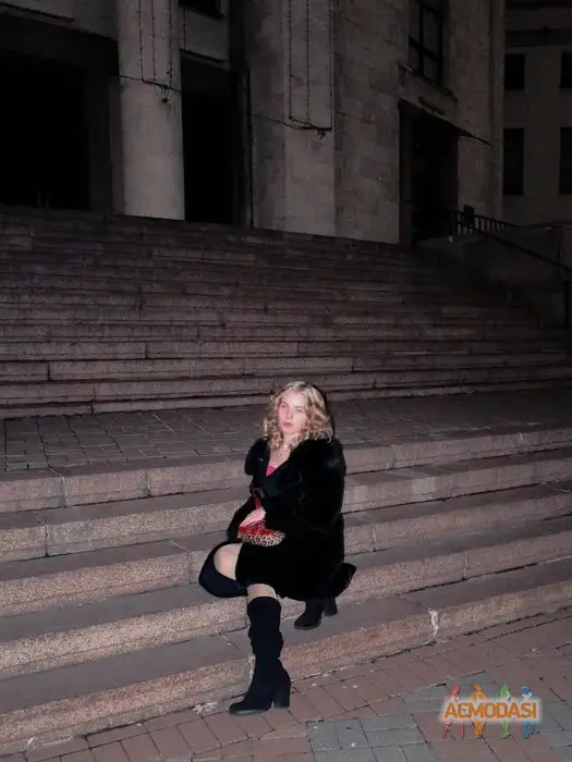 Дарина  Роща фото №1750232. Завантажено 30 Листопада 2025