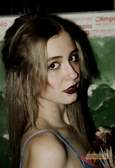 Юлія  Мелехова фото №1751619. Завантажено 13 Січня 2026