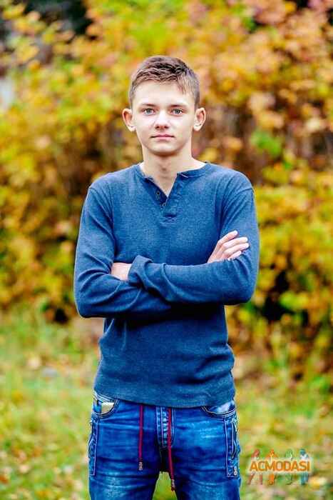 Максим Олександрович Вергелес фото №1159522. Завантажено 03 Січня 2018