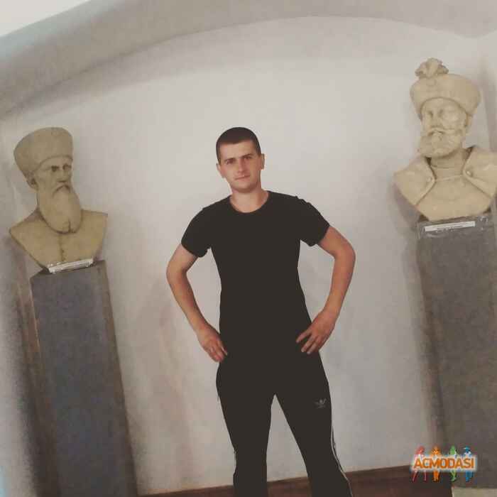 Рома  Гайдамащук фото №1145619. Завантажено 30 Листопада 2017