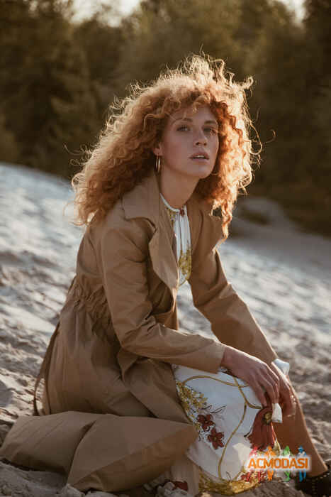 Mary  Curly фото №1419621. Завантажено 07 Липня 2019