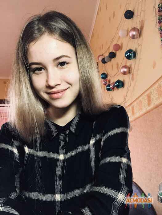 Кристина Олексеевна Ходаковская фото №1395842. Завантажено 03 Травня 2019