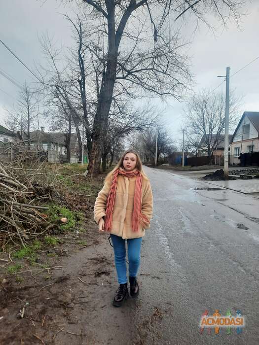 Юля Володимирівна Тарасюк фото №1673976. Завантажено 26 Грудня 2021