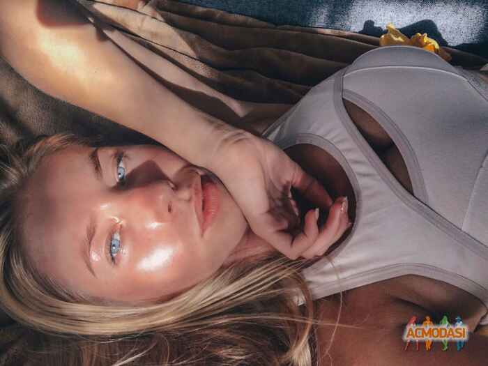 Dasha   фото №1487015. Завантажено 11 Грудня 2019