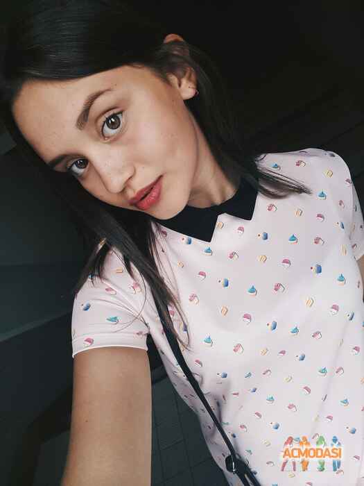 Крістіна Костянтинівна Рижикова фото №1186124. Завантажено 14 Лютого 2018