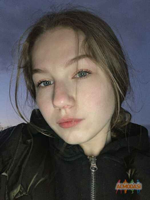 Юлія Максимівна Чорнобрива фото №1621595. Завантажено 12 Квітня 2021