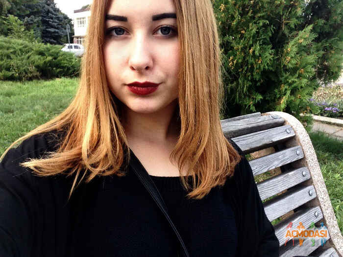 Юліанна Вікторівна Півоварова фото №962282. Завантажено 25 Вересня 2016