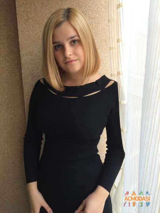 Олександра Валентинівна Мацюк фото №1053310. Завантажено 12 Травня 2017